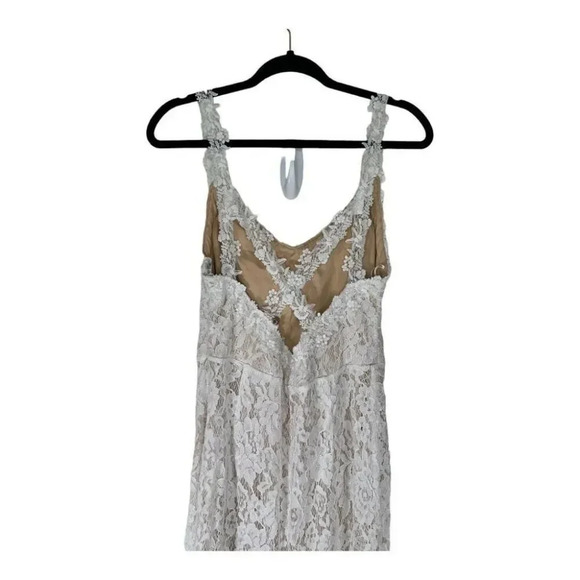 NWT Heartloom Della Lace Gown in Ivory Size Medium - Picture 4 of 10